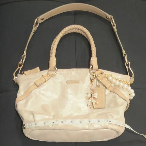 ✨🎀 Coach Madison Sophia Shimmery Champagne Gold Pleated Whipstitch Satchel Bag - Picture 17 of 17